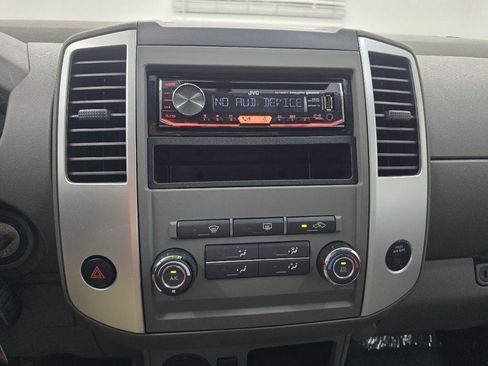 Used 2012 Nissan Frontier SV RWD image 23