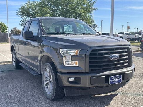 Used 2017 Ford F150 XL w/ Equipment Group 101A Mid AWD/4WD image 3