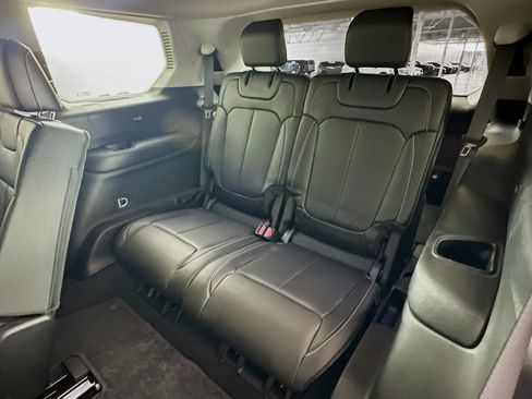 Used 2022 Jeep Grand Cherokee L Limited image 29