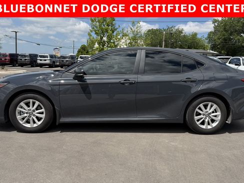 Used 2026 Toyota Camry LE w/ Convenience Package FWD image 8