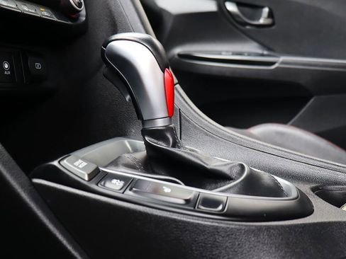Used 2019 Hyundai Veloster Turbo FWD image 45