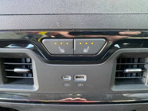 Used 2023 GMC Sierra 1500 AT4X AWD/4WD image 34
