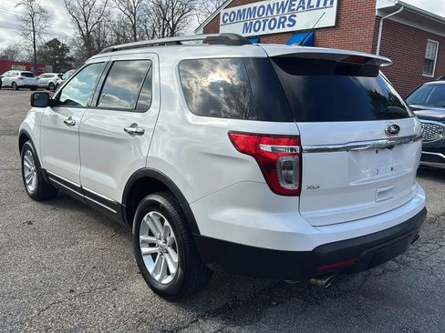 Used 2014 Ford Explorer XLT w/ Equipment Group 202A image 7