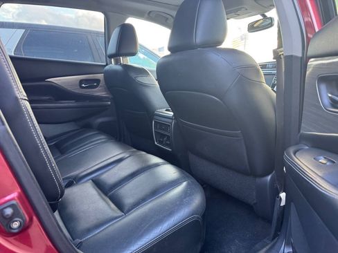 Used 2015 Nissan Murano Platinum w/ Platinum Technology Package FWD image 17