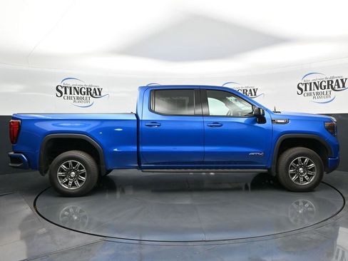 Used 2024 GMC Sierra 1500 AT4 w/ Technology Package image 8