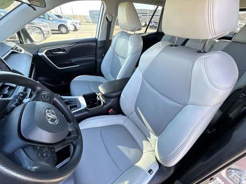 Used 2023 Toyota RAV4 XLE image 18