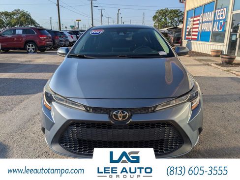 Used 2021 Toyota Corolla LE w/ LE Convenience Package image 8