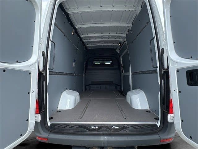 New 2024 Mercedes-Benz Sprinter 3500 image 14