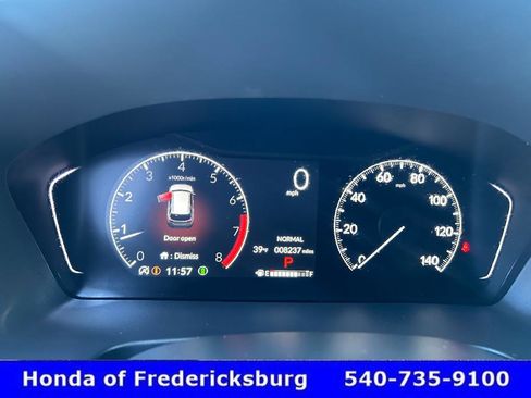 Certified 2025 Honda Pilot Touring image 20