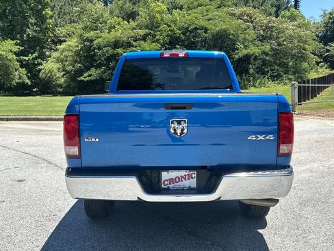 Used 2024 RAM 1500 Classic SLT AWD/4WD image 6