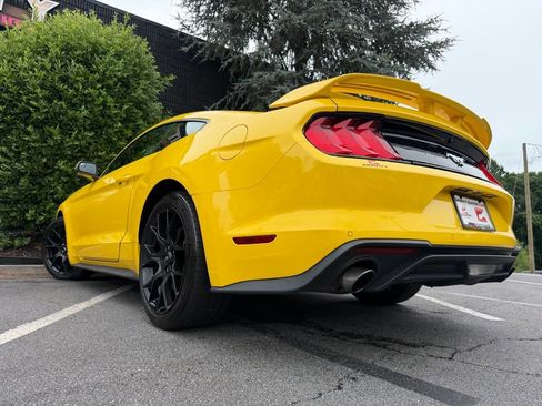 Used 2018 Ford Mustang Premium w/ Ecoboost Performance Package RWD image 20