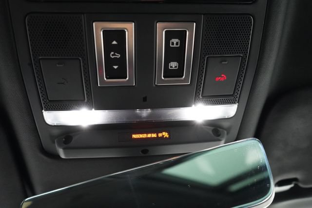 Used 2024 Land Rover Defender 110 X-Dynamic SE AWD/4WD image 34