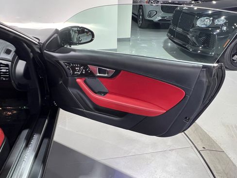 Used 2015 Jaguar F-TYPE S image 31