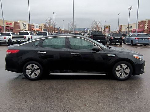 Used 2017 Kia Optima Premium w/ Hybrid Convenience Package image 2