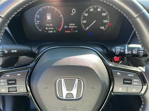 Used 2023 Honda HR-V EX-L image 11
