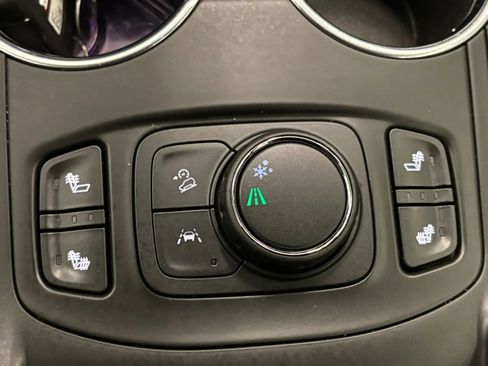 Used 2023 GMC Terrain SLE w/ Driver Convenience Package image 44