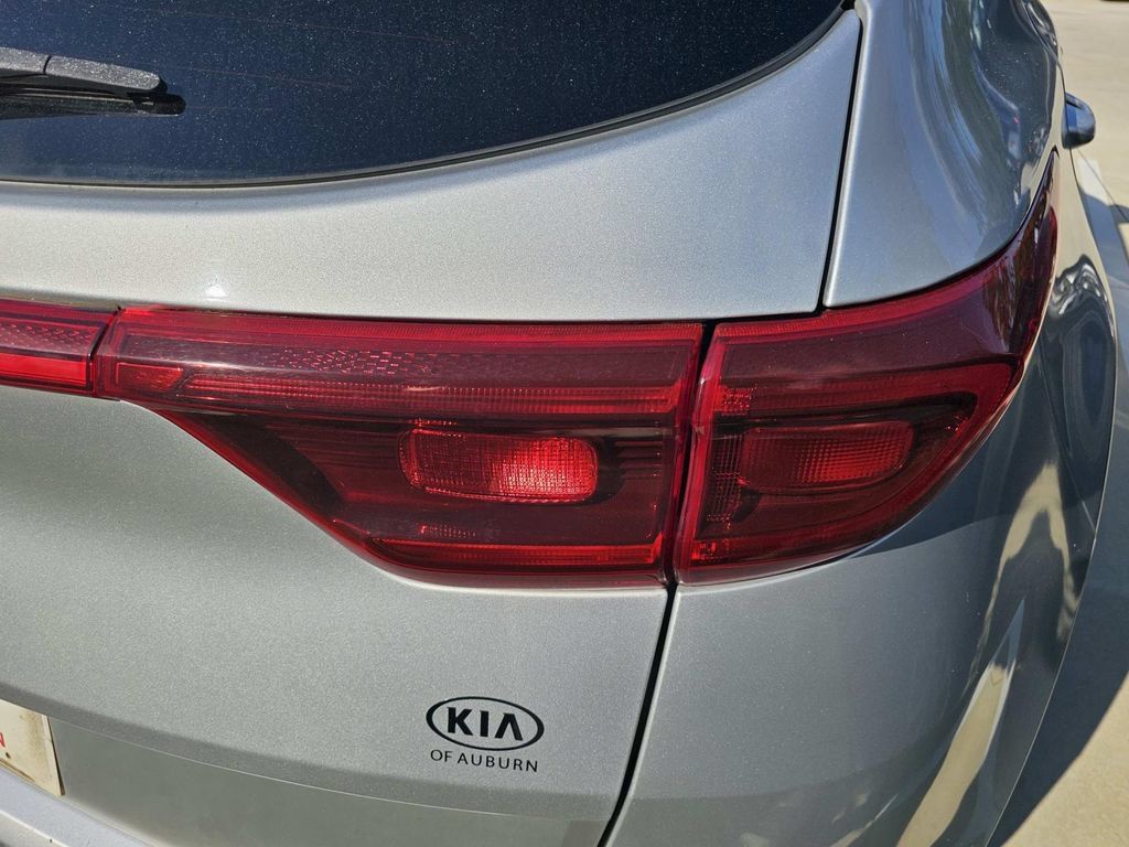 Used 2022 Kia Sportage LX w/ LX FWD Value Edition Package image 15
