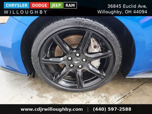 Used 2019 Ford Mustang GT w/ Black Accent Package RWD image 33