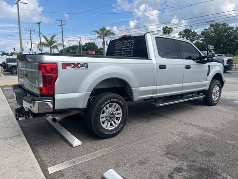 Used 2019 Ford F250 XLT w/ XLT Value Package AWD/4WD image 4