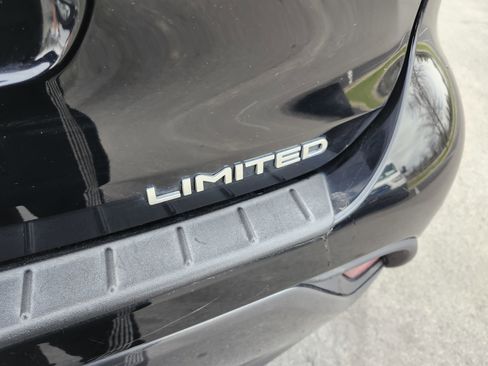 Used 2022 Toyota Highlander Limited image 28