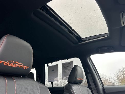 Certified 2022 Honda Pilot TrailSport image 18