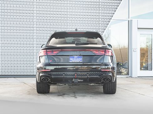 New 2026 Audi RS Q8 performance image 40