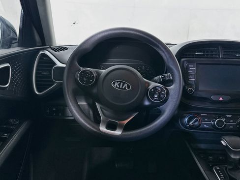 Used 2021 Kia Soul S FWD image 18