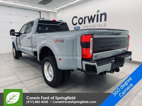 New 2026 Ford F450 Platinum w/ FX4 Off-Road Package image 3