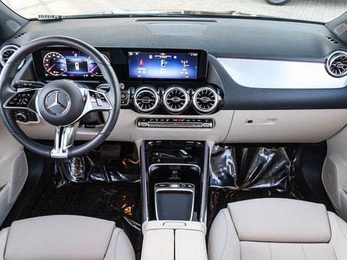 Certified 2025 Mercedes-Benz GLA 250 4MATIC image 13