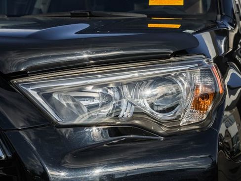 Used 2021 Toyota 4Runner Limited image 11