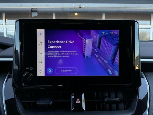 Used 2025 Toyota Corolla LE image 25