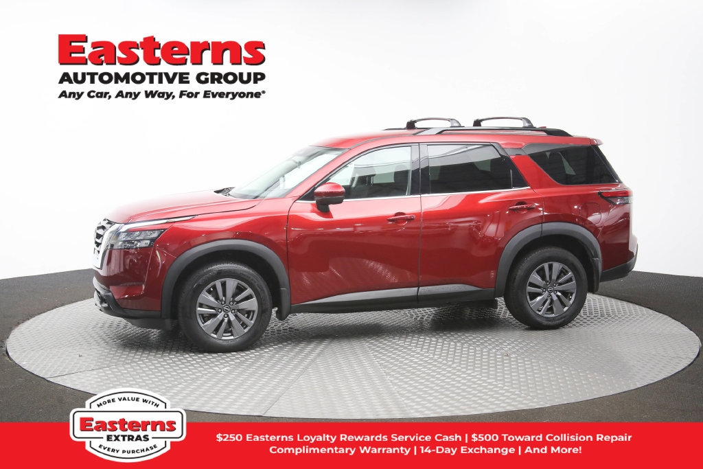 Used 2024 Nissan Pathfinder SV AWD/4WD image 61