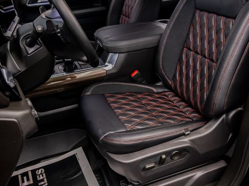 Used 2024 Chevrolet Silverado 1500 RST image 32