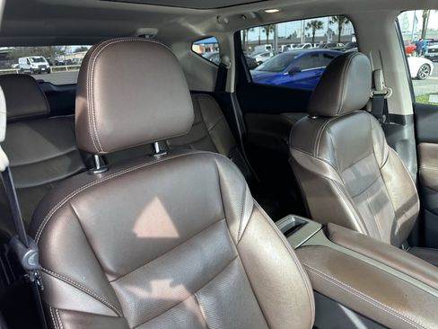 Used 2018 Nissan Murano Platinum image 24
