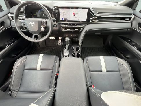 Used 2025 Toyota Camry SE w/ Multimedia Upgrade Package FWD image 10