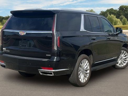 Used 2023 Cadillac Escalade Luxury AWD/4WD image 12
