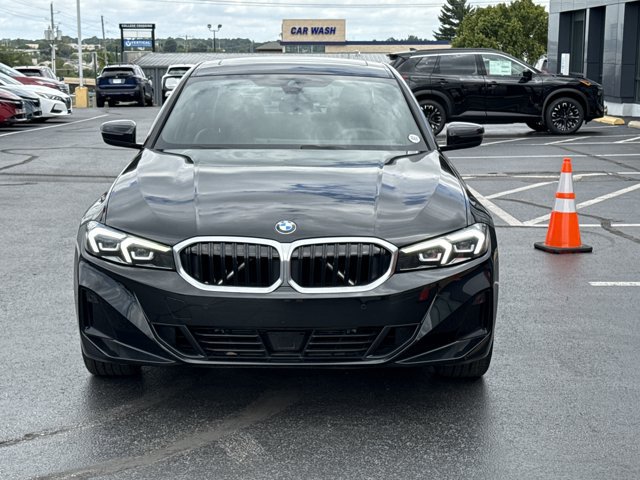 Used 2025 BMW 330i xDrive Sedan AWD/4WD image 12