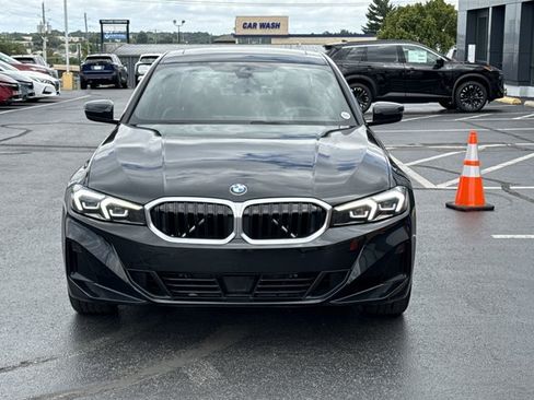 Used 2025 BMW 330i xDrive Sedan AWD/4WD image 12