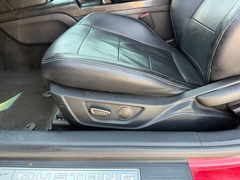 Used 2016 Ford Mustang Premium RWD image 9