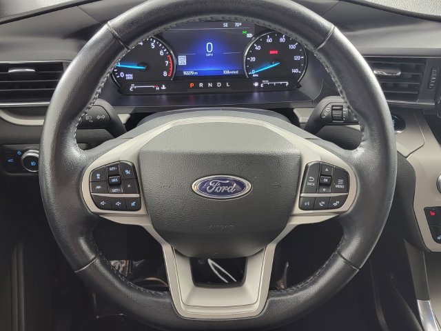Used 2022 Ford Explorer XLT w/ Equipment Group 202A AWD/4WD image 26