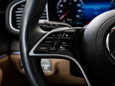 Used 2024 Mercedes-Benz GLE 580 4MATIC image 29