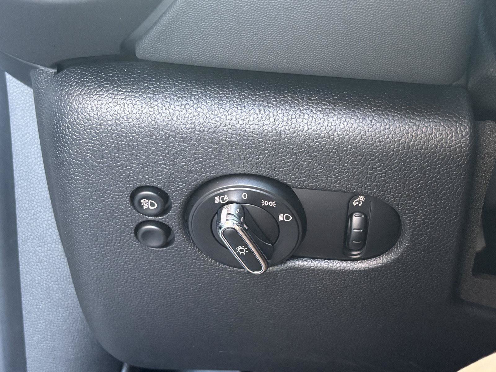 Used 2023 MINI Cooper S FWD image 22