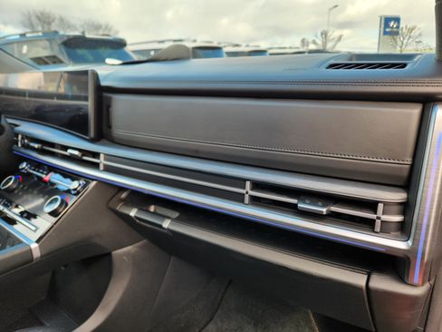 Certified 2024 Hyundai Santa Fe Limited image 18