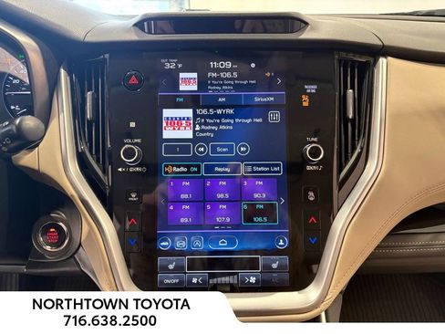 Used 2022 Subaru Outback Limited image 9