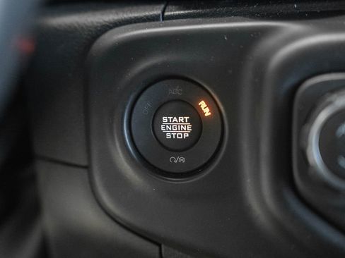 Used 2023 Jeep Wrangler Unlimited Sahara w/ Cold Weather Group AWD/4WD image 29