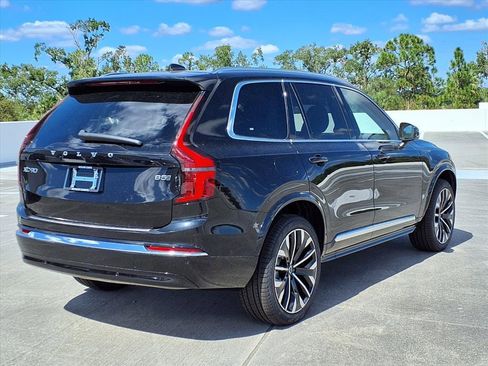 New 2026 Volvo XC90 B5 Core w/ Protection Package Premier image 7