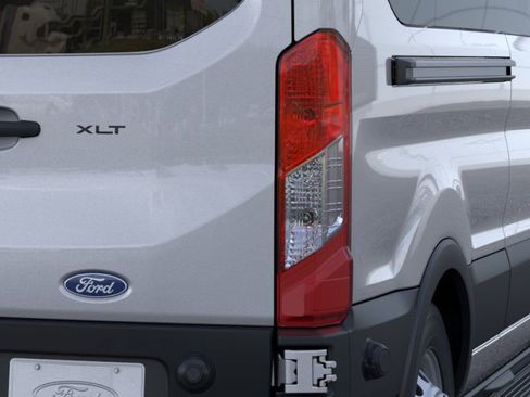 New 2026 Ford Transit 350 XLT image 21
