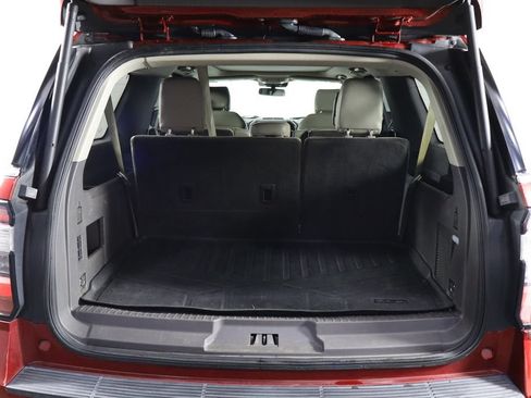 Used 2019 Ford Expedition Max Limited w/ Equipment Group 301A AWD/4WD image 18