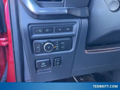 Certified 2022 Ford F150 Lariat w/ Equipment Group 502A High image 44