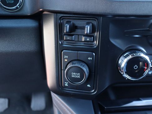 New 2026 Ford F250 Platinum image 9